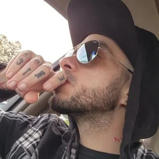 100%