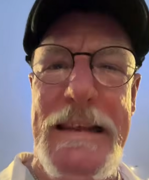 File:Chicken Little.png